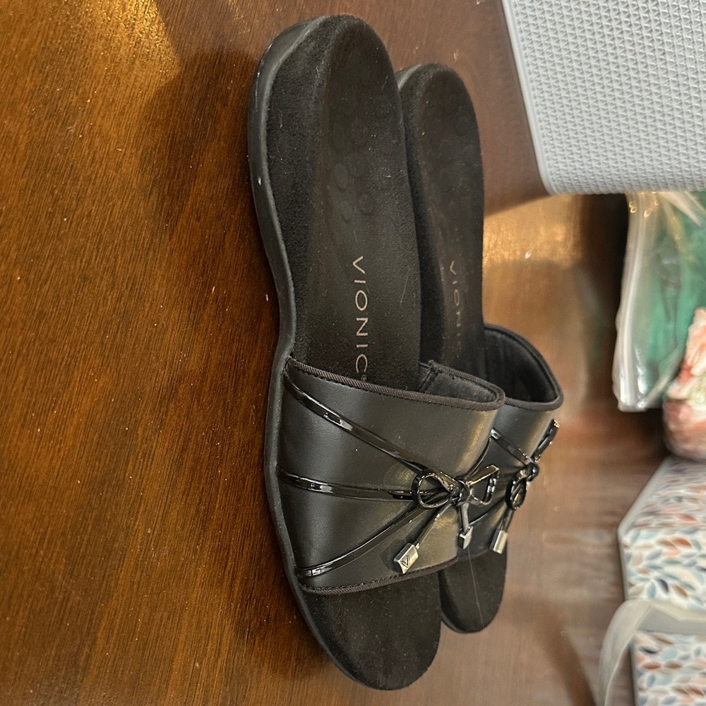 Vionic Black Slide Sandals with Bow Accent - Picture 4 of 6